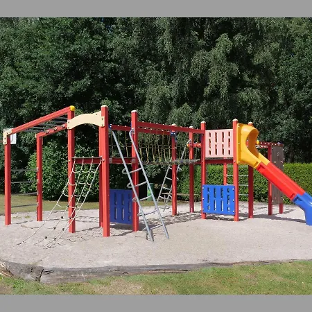 Freesenbruch -reihenhaus 8b * Zingst